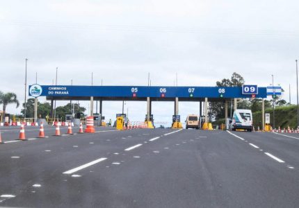 DER/PR assina contratos de conservação das rodovias estaduais do Anel de Integração